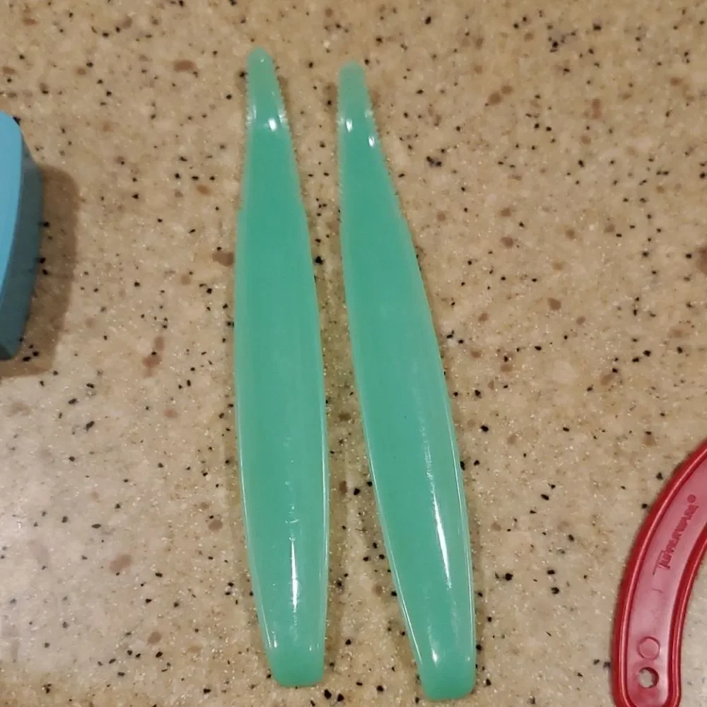 Vtg. Tupperware Kitchen Tool Gadgets Labels 19 pcs